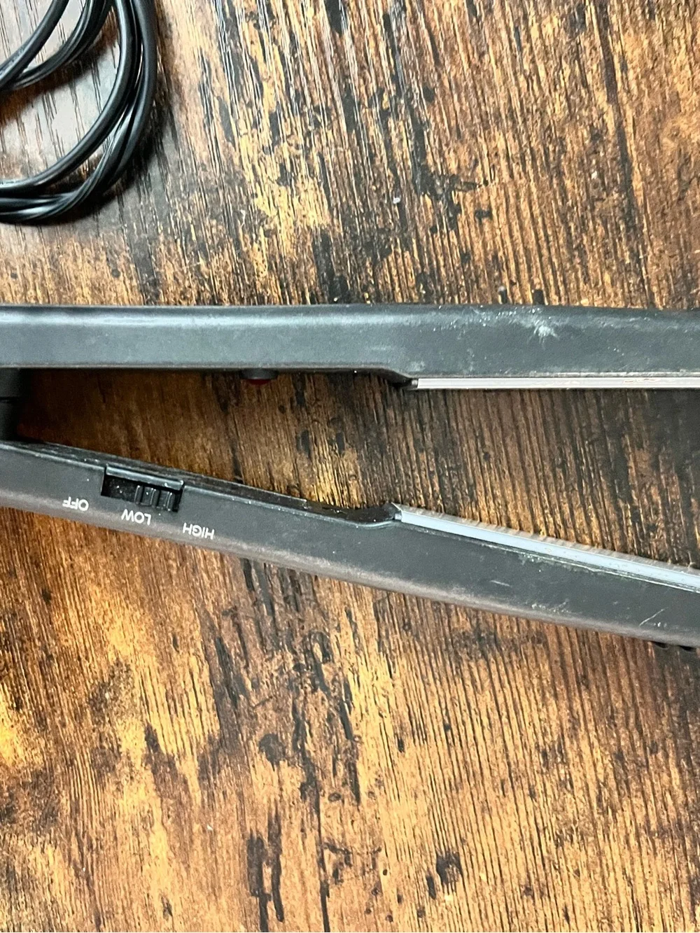 Black Hair Straightener Flat Iron - Electric Styling Tool